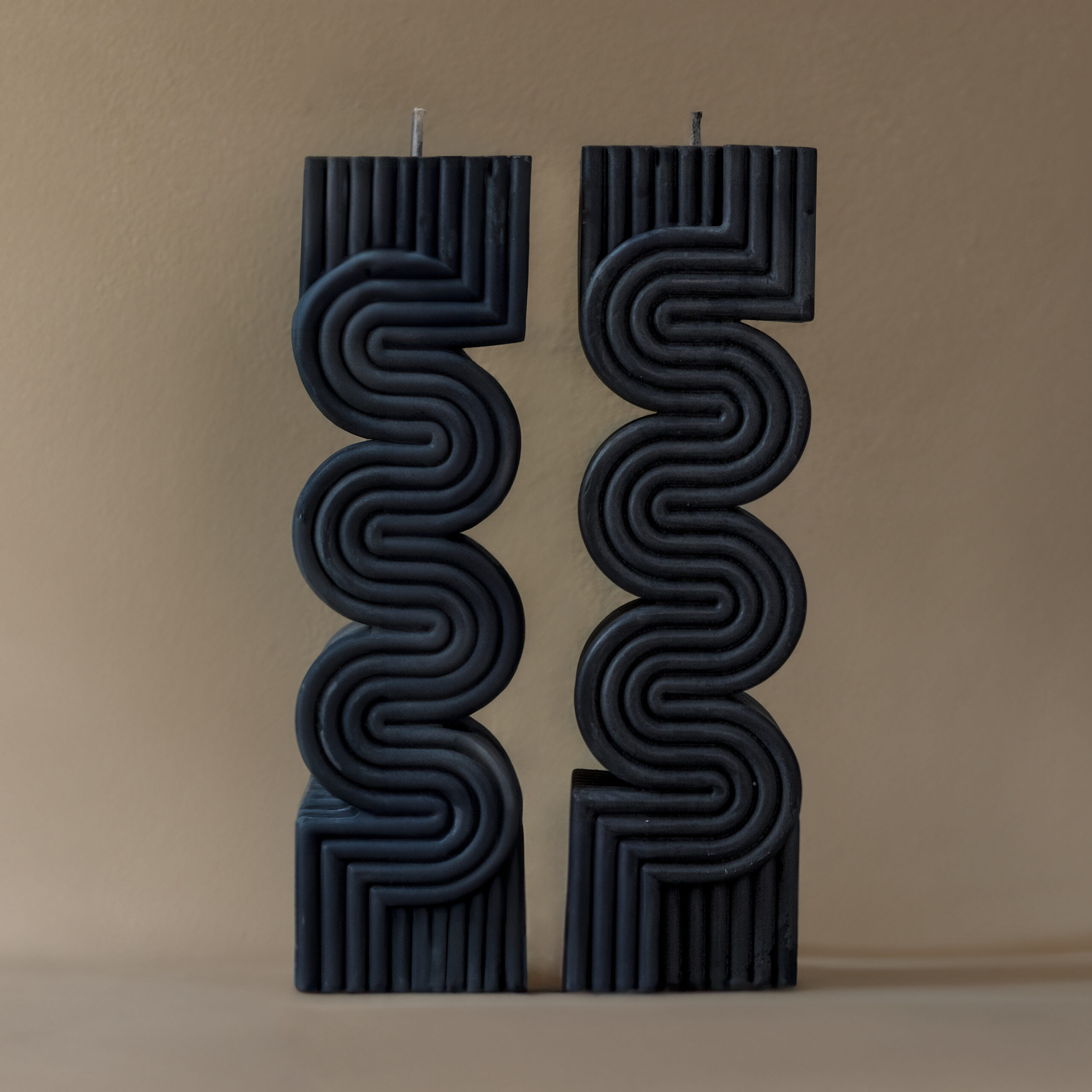 Vela de soja decorativa perfumada hecha a mano. Colección Decor Santaló Candles. Vela Montreal